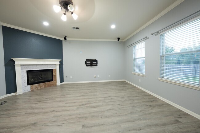 Foto del edificio - 9517 Eagle Knoll Dr