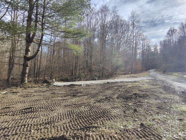 Building Photo - 362 Ester Spur Rd