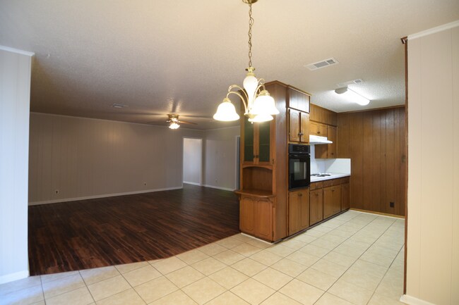 Foto del edificio - 1210 Waters Dairy Rd