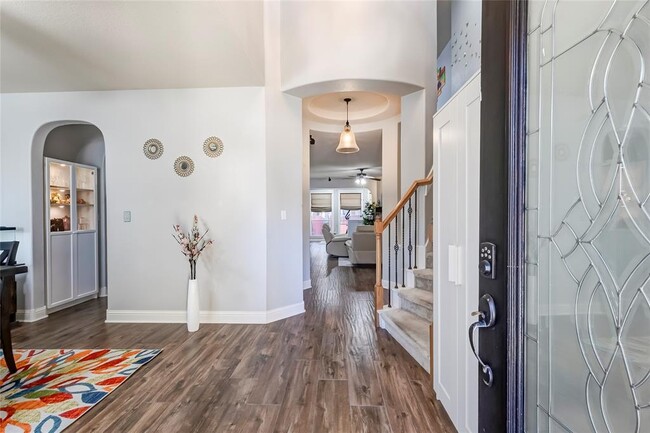 Building Photo - 2500 Charolais Ct