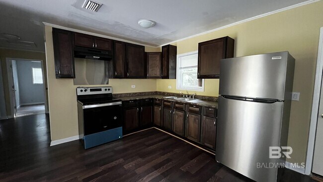 Foto del edificio - 42620 Nicholsville Rd