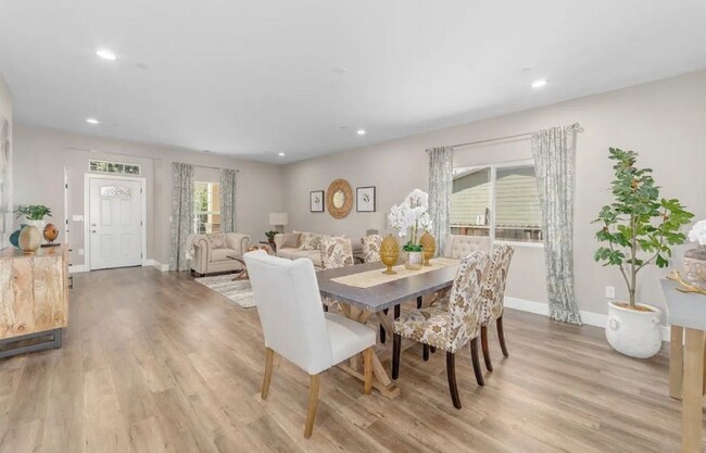 Foto del edificio - 955 Irem Wy