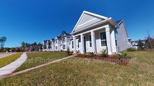 Building Photo - 46 Samantha Ct