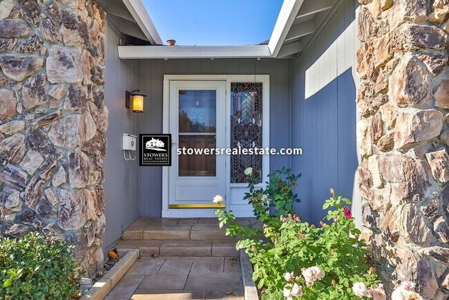Foto del edificio - 3186 Berkshire Ct