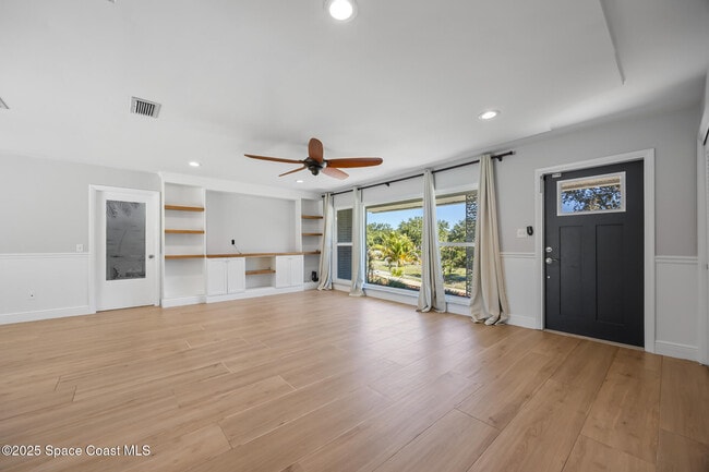 Foto del edificio - 3701 Warwick Dr