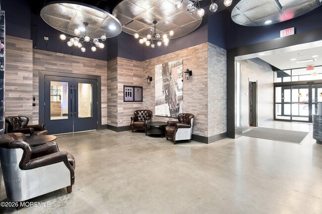 Building Photo - 1 Carriage City Plz