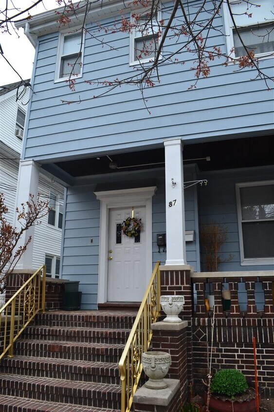 Primary Photo - 87 W 36th St