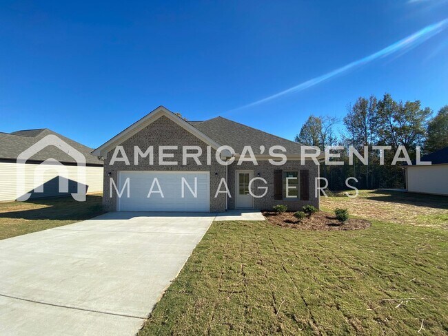 Building Photo - Home for Rent in Lincoln, AL! Sign a 13 mo...