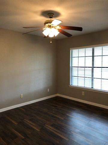 Foto del edificio - 3100 Boxwood Ln