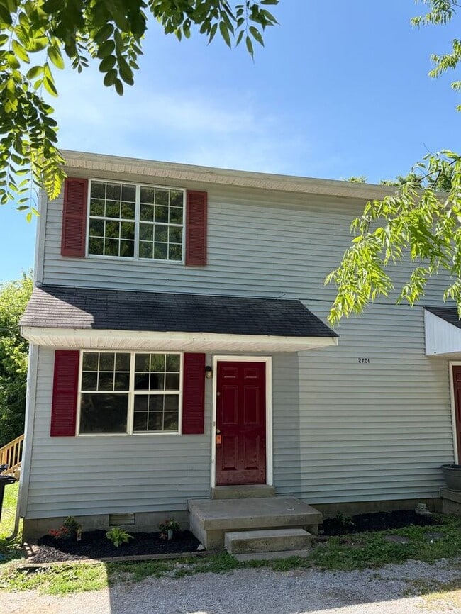 Building Photo - 2701 McIntosh Dr