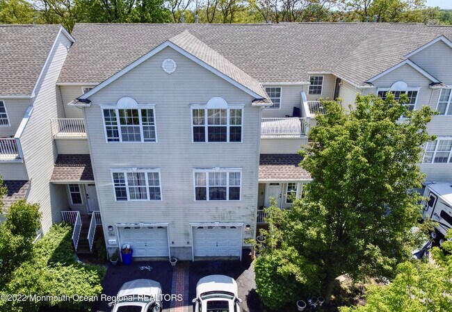 Foto del edificio - 590 Beachway Ave