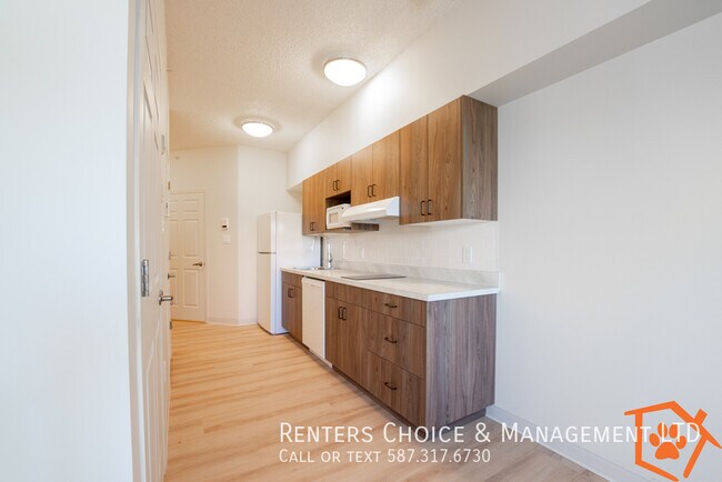 Photo du bâtiment - SENIOR LIVING IN THE EDWARDS,First Floor Bachelor Suite