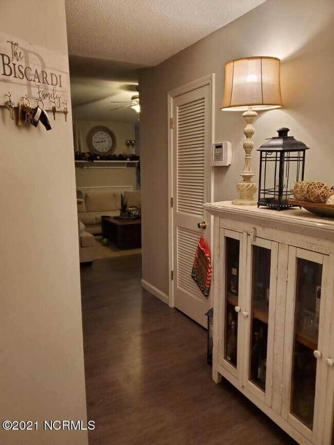 Foto del edificio - 2816 Mulberry Ln