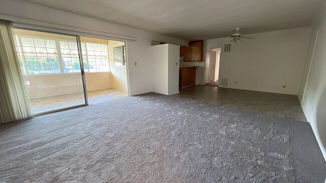 Living Room, Patio - 5138 Hazeltine Ave