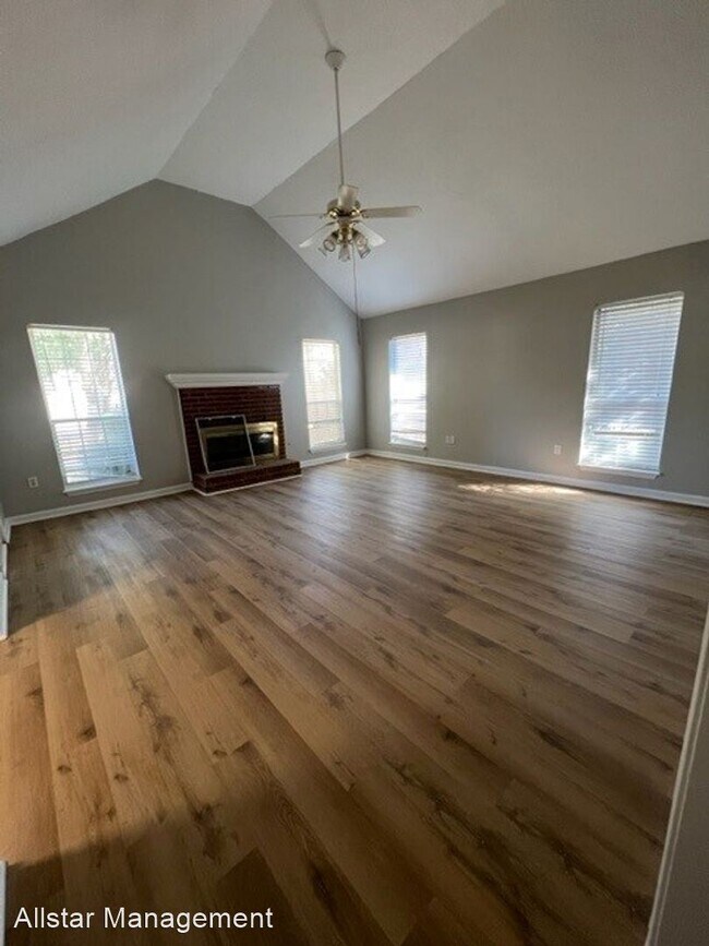 Building Photo - 3 br, 2 bath House - 1841 Lincolnshire Blvd