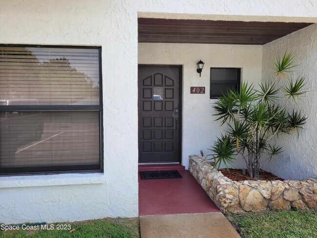 Foto del edificio - 402 Sailfish Ave