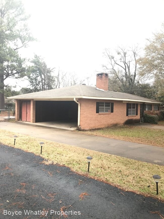Building Photo - 3 br, 1 bath House - 408 Hummingbird Tr.