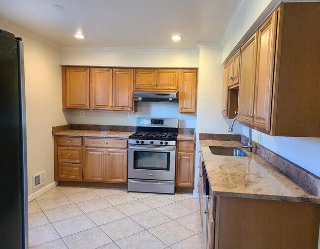 Cocina - 8219 McClelland Pl