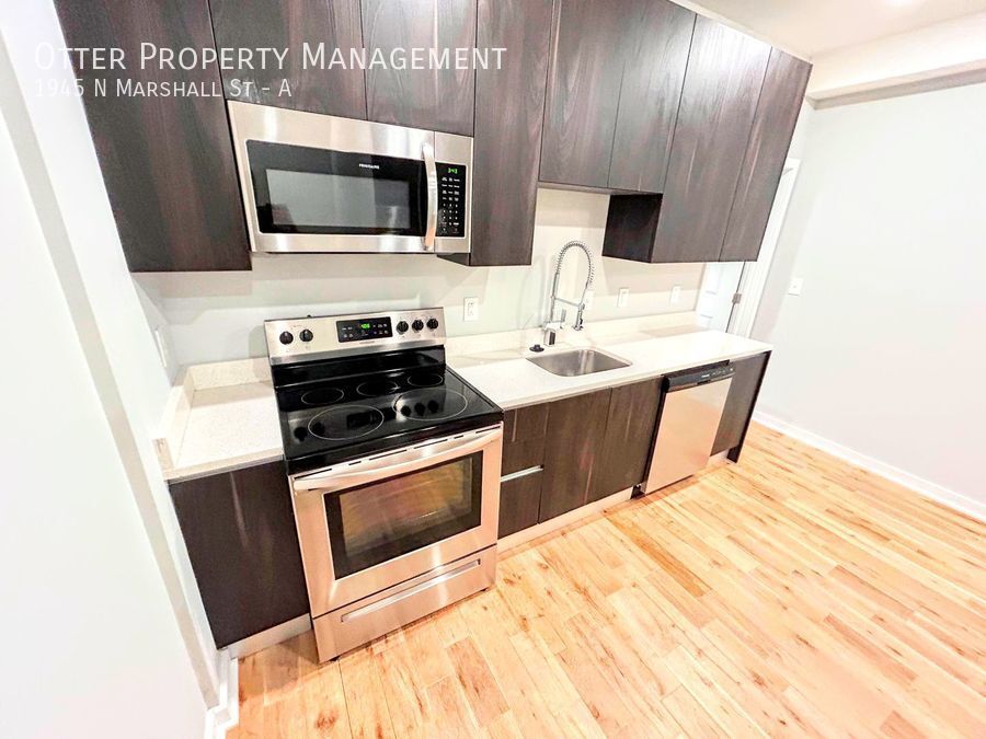 Primary Photo - 3BR/3BA 2021 Construction Home with Washer...