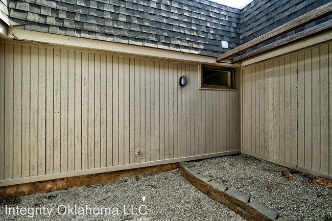 Foto del edificio - 3 br, 2 bath House - 3207 Castlerock Rd.