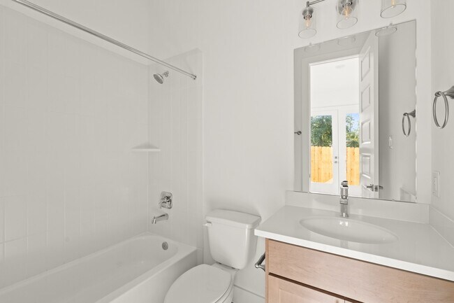 Foto del edificio - 1309 Rosewood St