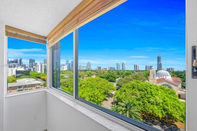 Foto del edificio - 2400 SW 3rd Ave