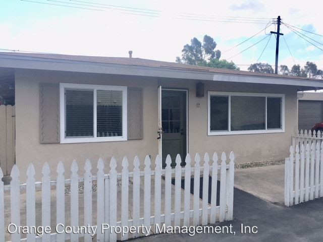 Primary Photo - 221 Avocado St