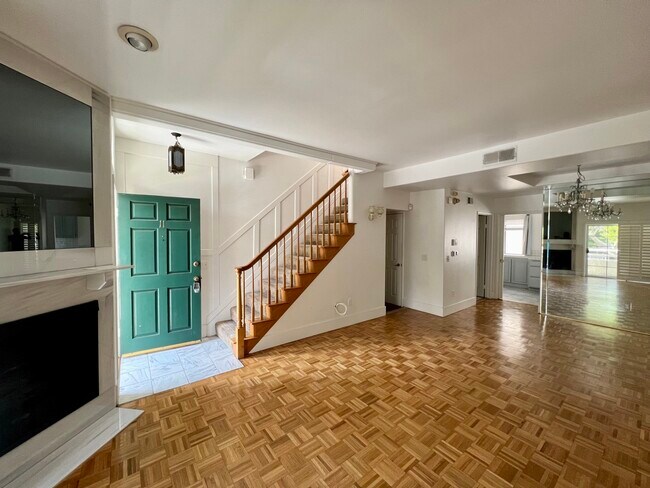 Foto del edificio - 5145 Yarmouth Ave