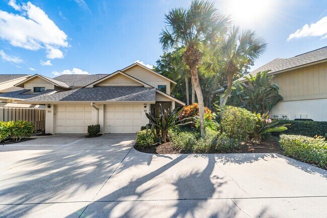 Foto del edificio - 17138 Waterbend Dr