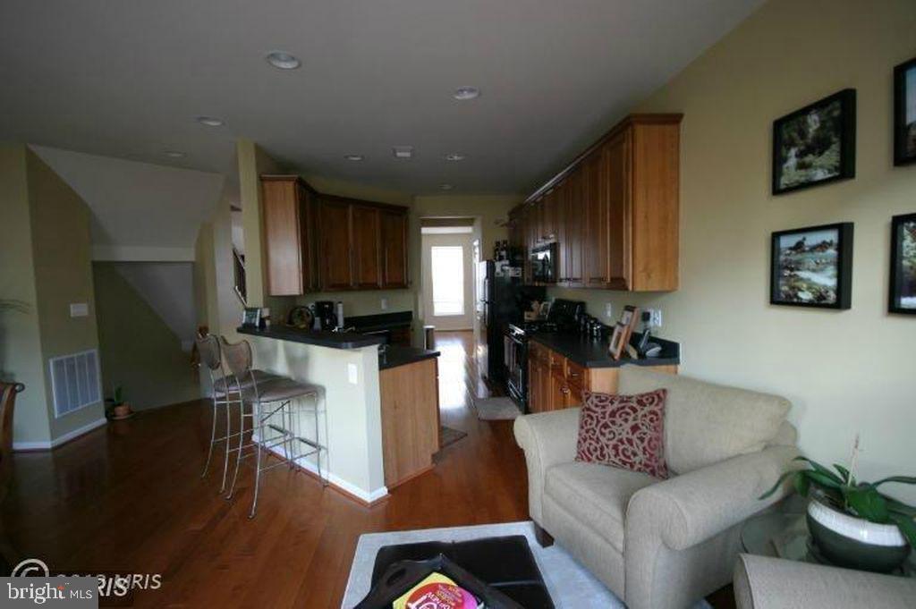 43265 Sunderleigh Square, Broadlands, VA 20148 Townhome Rentals in