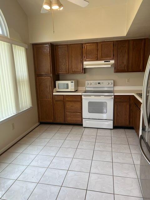 Building Photo - 107 Bridle Ln