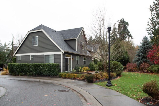 Building Photo - Immaculate 3 Bed 2.5 Bath Bothell Home in ...