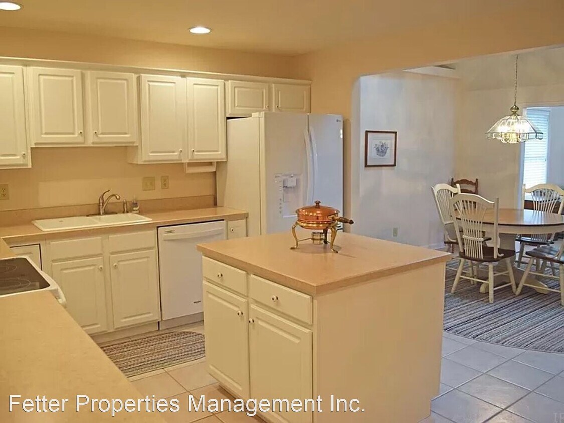 Foto del edificio - 3 br, 2 bath House - 8088 Covington Court