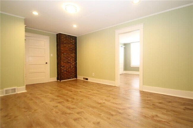 Foto del edificio - 1406 Firth St