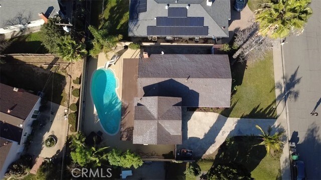 Building Photo - 906 Majella Ave