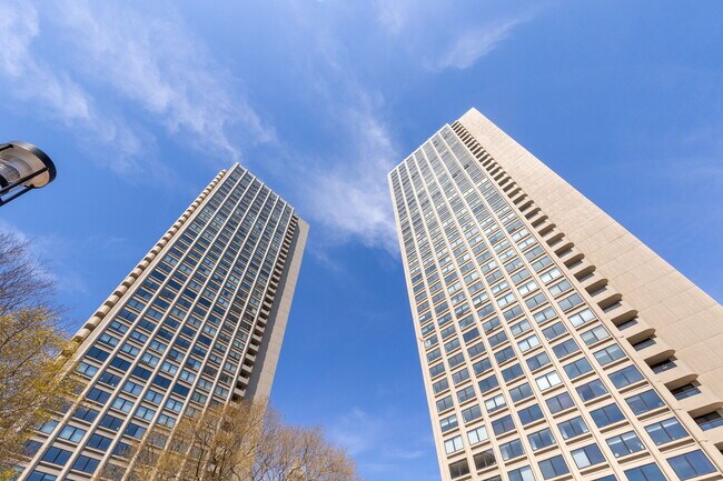 Foto del edificio - 85 E India Row