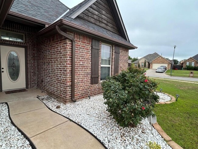 Foto del edificio - 5701 NW Valor Ave