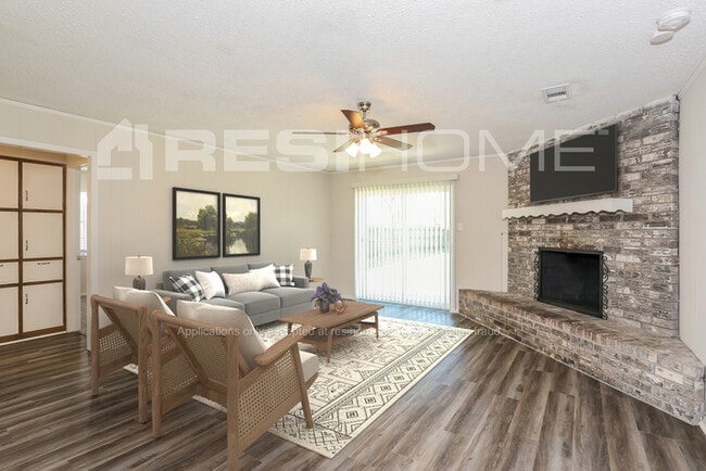 Building Photo - 3051 Shane Dr