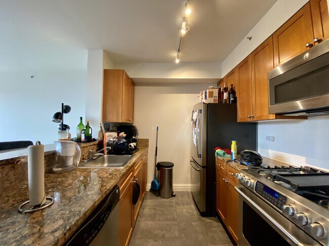 Building Photo - 1500 Lexington Avenue