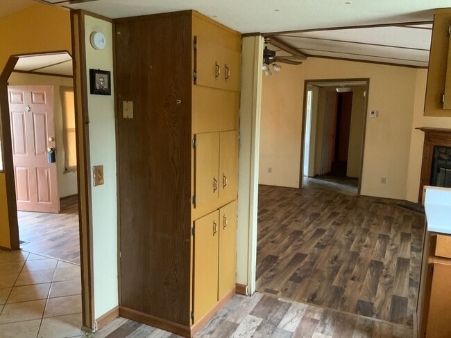 Building Photo - 80 Rolling Creek Dr