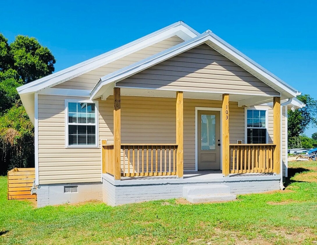 Newly Remodeled 3/1 Move In Ready Now! - Newly Remodeled 3/1 Move In Ready Now!