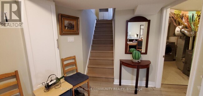 Building Photo - 61 Nightstar Dr