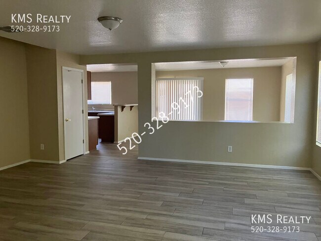 Foto del edificio - 6134 S Sunrise Valley Dr