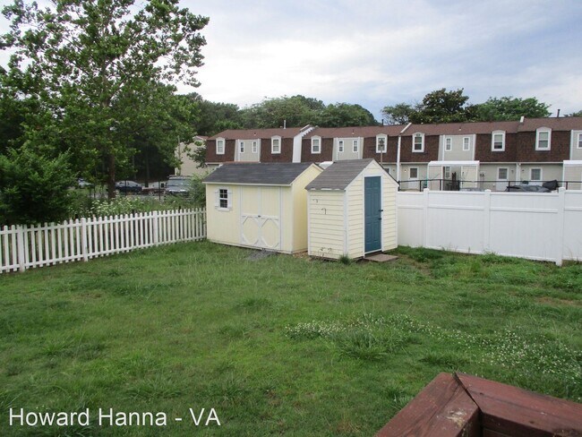 Foto del edificio - 3 br, 2.5 bath House - 961 Thomas Circle