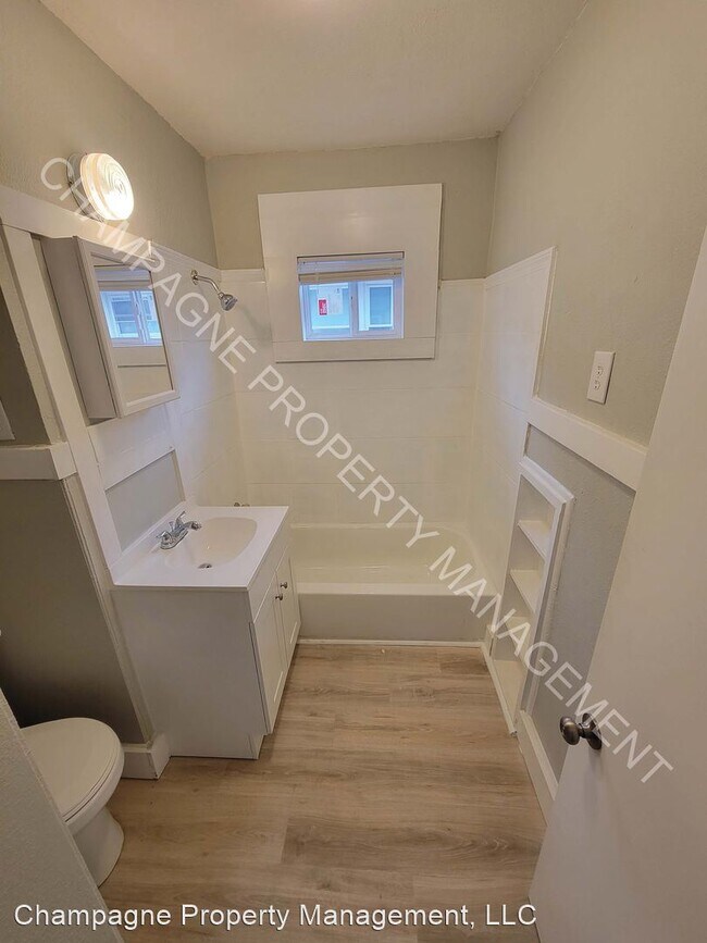 Foto del edificio - 2 br, 1 bath House - 1919 E 69th Terr
