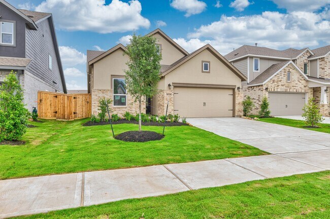 Building Photo - 31726 Wild Mdw Dr