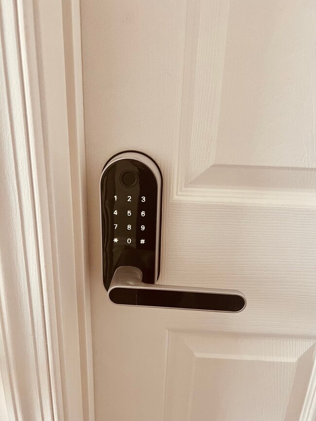 digital lock - 23 Webb Ct