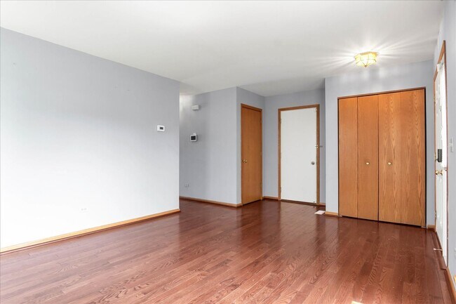 Building Photo - 2029 Ridgemoor Dr