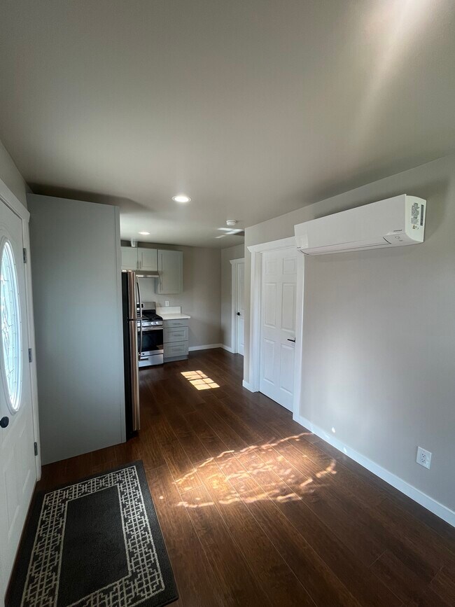 Foto del edificio - 621 Frandale Ave