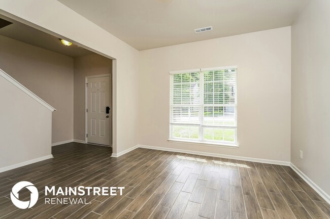 Building Photo - 3630 Whitworth Dr